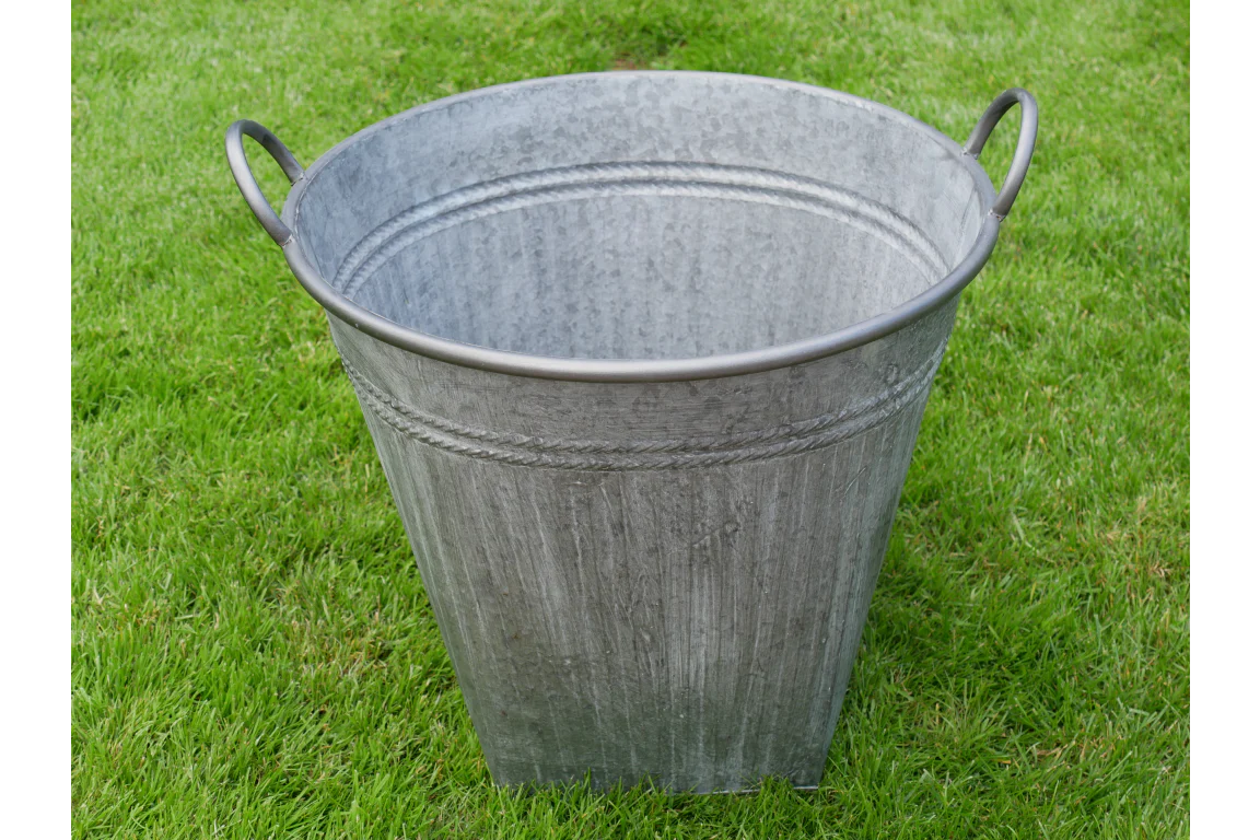 Planter with handles