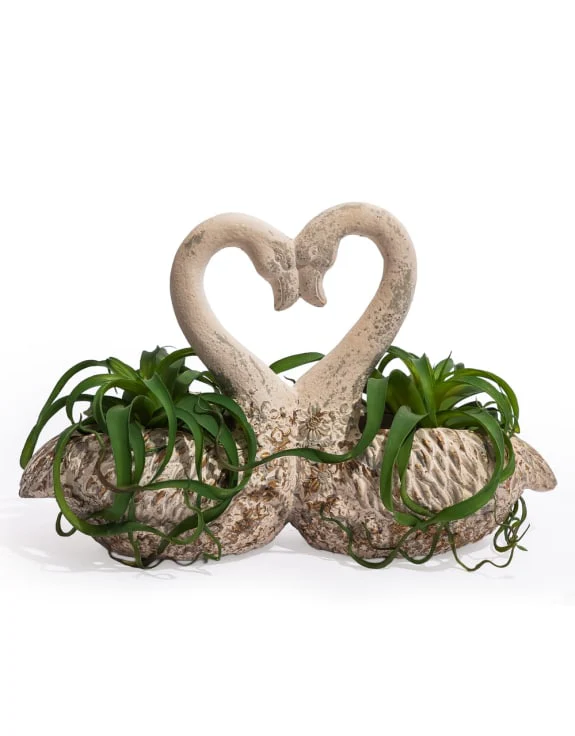 Swan Love Heart Planter - Image 2